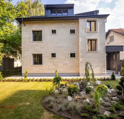 Photo 4 — House in Sofiya, Lozenec