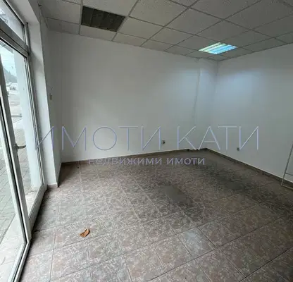 Photo 3 — Shop in Pernik, Centyr
