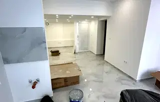 Магазин в София, Център