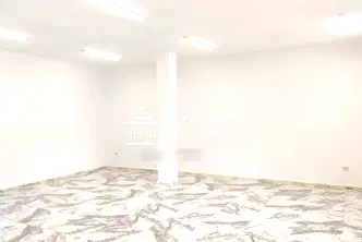 Магазин в Шумен, Гривица