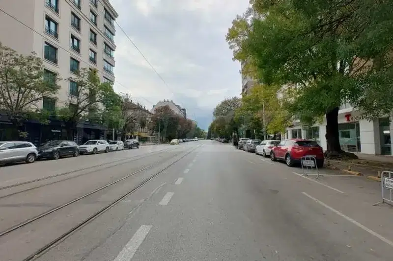 Магазин в София, Иван Вазов