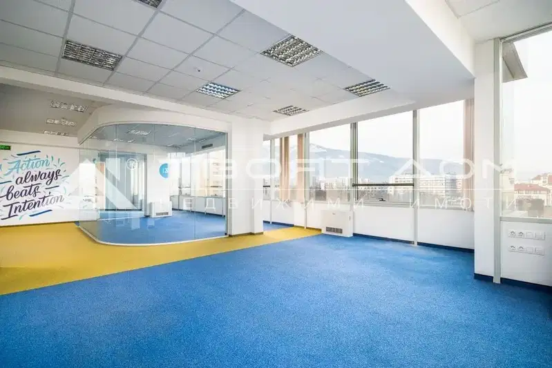 Office in Studentski