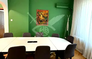 Офис в София, Център