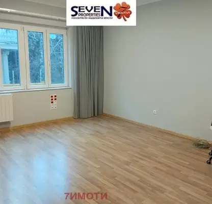 Снимка 2 — Офис в София, Център