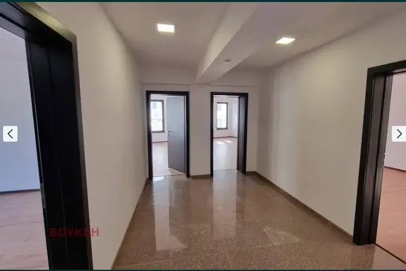 Office in Dobrich, Centyr