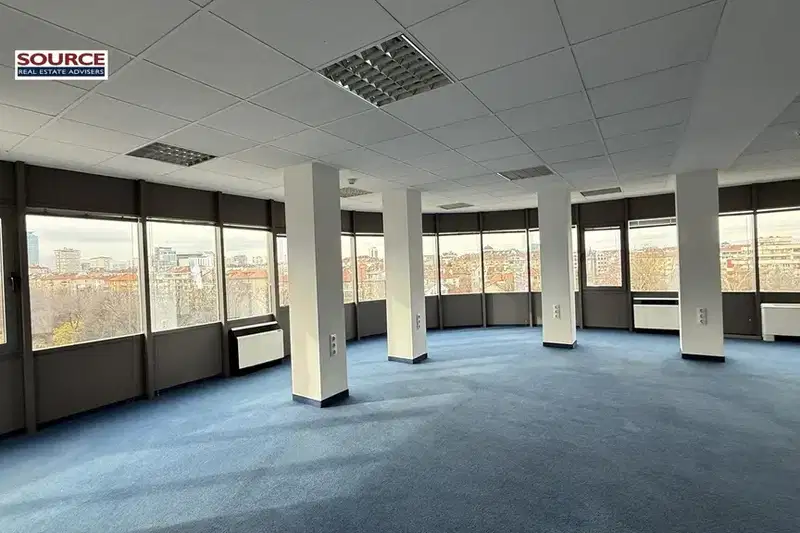 Office in Sofiya, Centyr