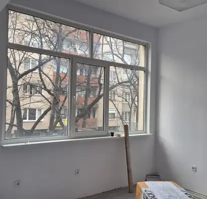 Photo 3 — Office in Pernik, Centyr