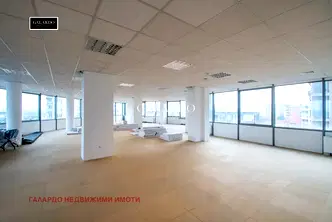 Офис в София, Дружба 2
