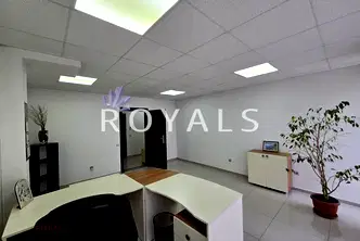 Офис във Варна, Колхозен пазар