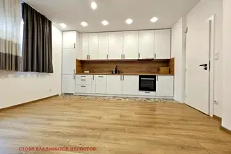 Офис в София, Лозенец