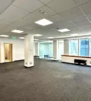 Офис в София, Хладилника