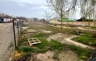 Парцел във Варна, Метро