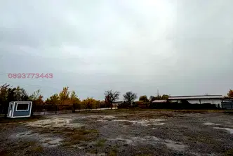 Бизнес имот в Нови Искър