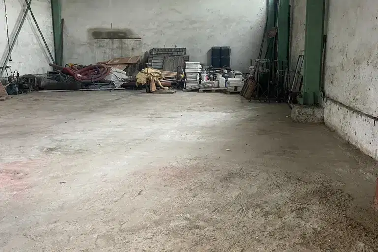 Industrial Building in Pleven, Shirok Centyr