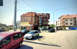 Склад в София, Обеля
