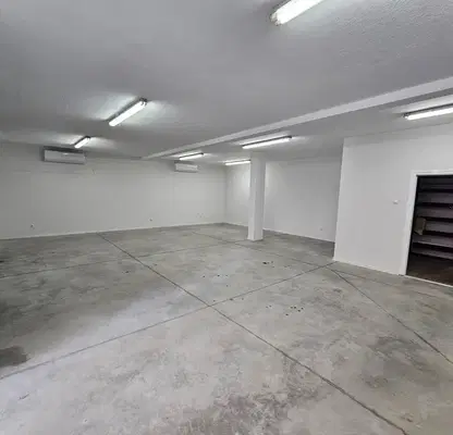 Photo 3 — Warehouse in Plovdiv, Yujen