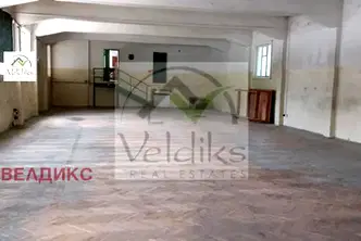 Склад в Пловдив, Карлово