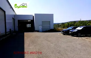 Склад във Варна, Аксаково