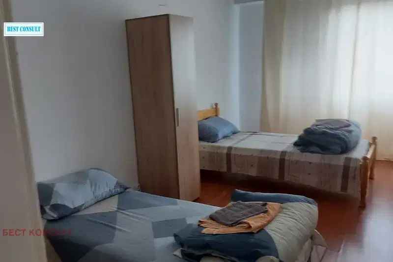 3-bedroom apartment in Ruse, Centyr