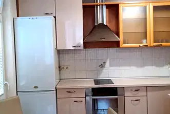 Тристаен апартамент в София, Център