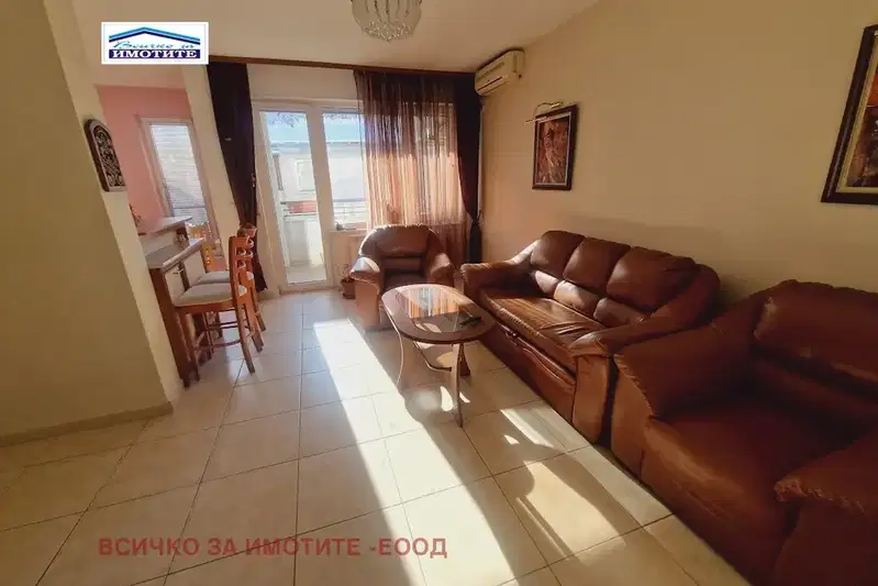 3-bedroom apartment in Ruse, Centyr