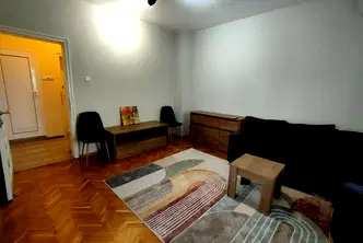 Тристаен апартамент във Варна, Център