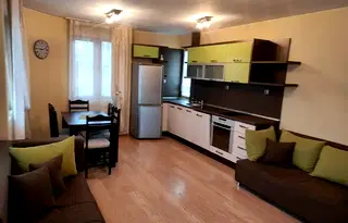 Тристаен апартамент в Стара Загора, Център