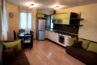 Тристаен апартамент в Стара Загора, Център