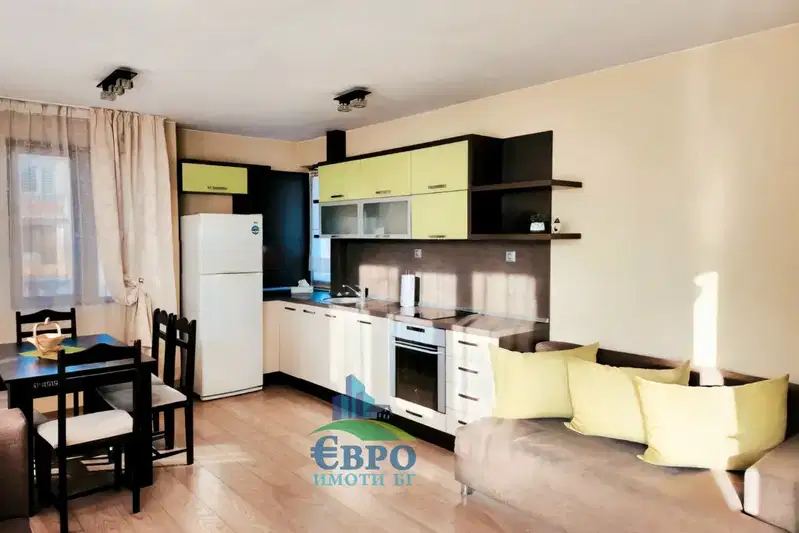 3-bedroom apartment in Stara Zagora, Centyr