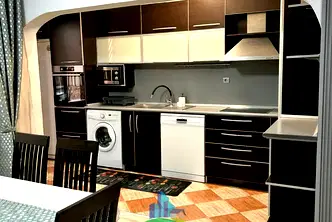 Тристаен апартамент в Стара Загора, Център