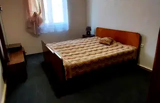 Тристаен апартамент в София, Център