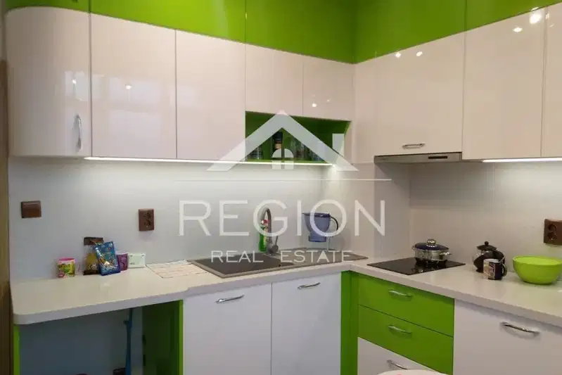 3-bedroom apartment in Varna, Mladost 2