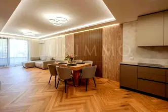 Тристаен апартамент в София, Полигона