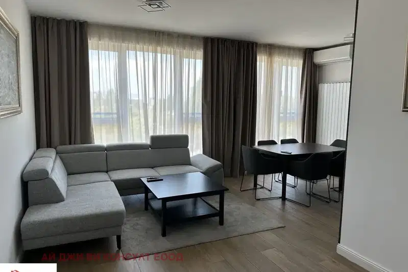 3-bedroom apartment in Sofiya, Vitosha