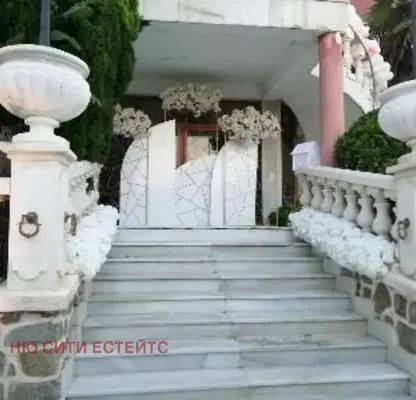 Снимка 5 — Заведение в Старият