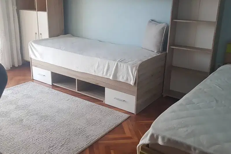 Многостаен апартамент във Варна, Базар Левски