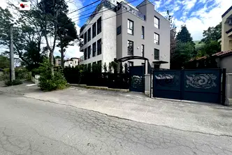 Многостаен апартамент в София, Бояна