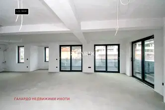 Многостаен апартамент в София, Бояна