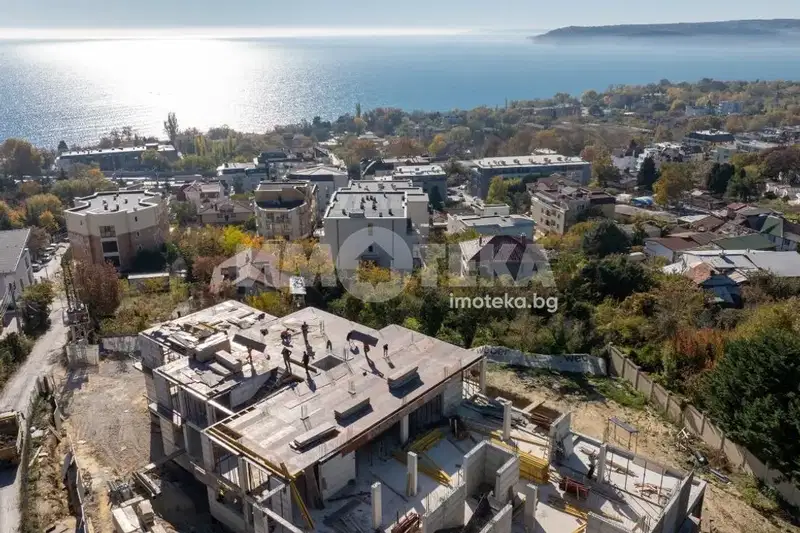 4-bedroom apartment in Varna, Briz