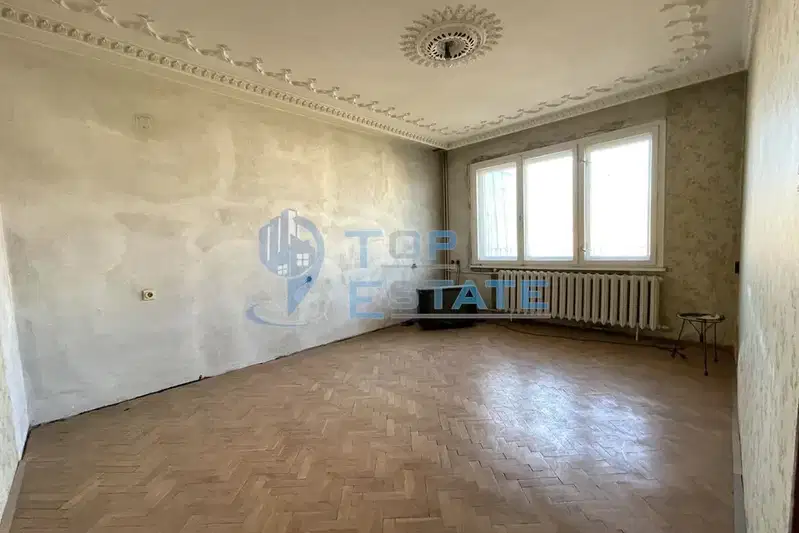 4-bedroom apartment in Veliko Tyrnovo, Buzludja