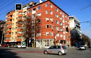 Многостаен апартамент в София, Център