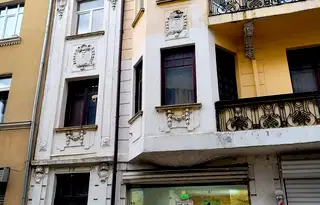 Многостаен апартамент в София, Център