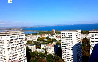 Многостаен апартамент в Бургас, Център