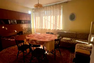 Многостаен апартамент в Стара Загора, Център