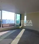 Многостаен апартамент в София, Хладилника
