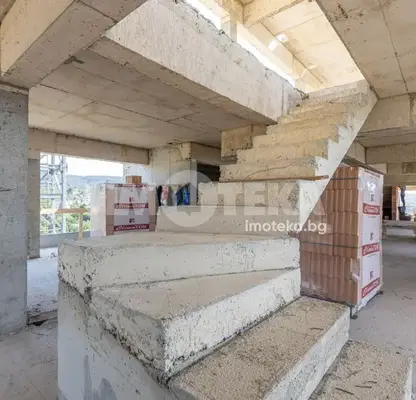 Снимка 5 — Мезонет 4-стаен с 360-градусова панорама в Изгрев, Варна