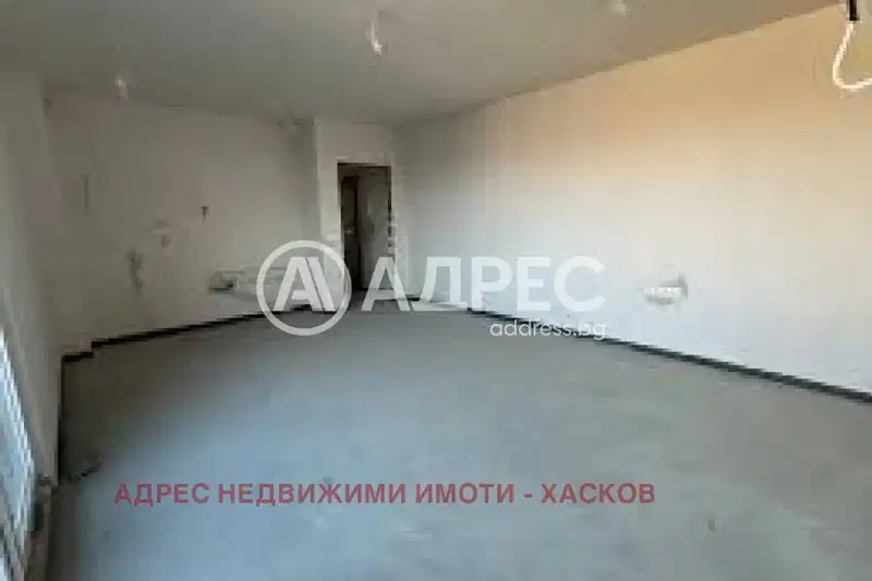 Многостаен апартамент в Хасково, Каменни