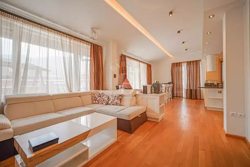 4-bedroom apartment in Sofiya, Krystova Vada