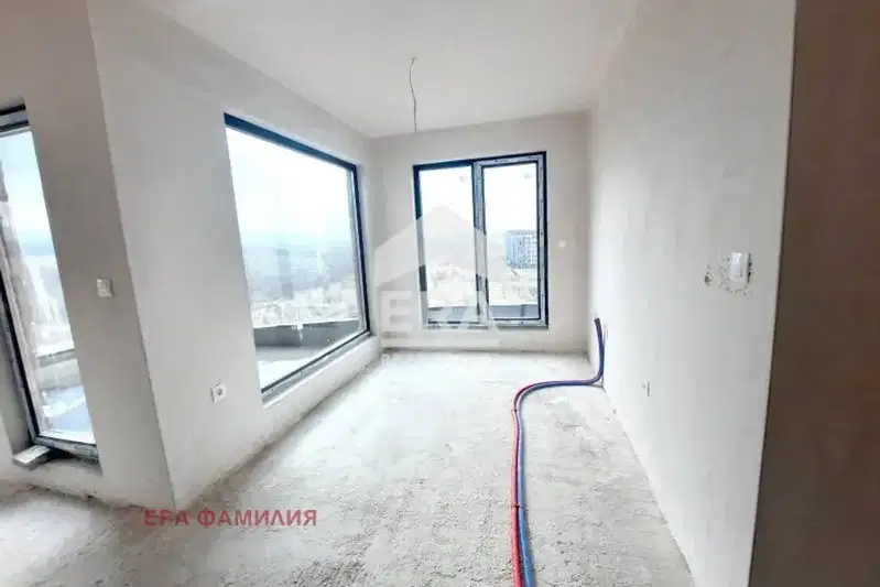 4-bedroom apartment in Sofiya, Lyulin 6