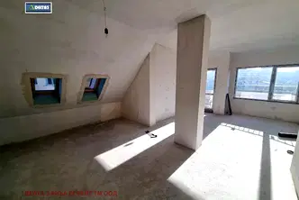 Многостаен апартамент в София, Люлин - център